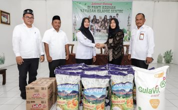Wakil Walikota Kota Didampingi Perumda Tirta Uli melalui Tim Safari Ramadhan Serahkan Bantuan ke panti asuhan Islamic Center