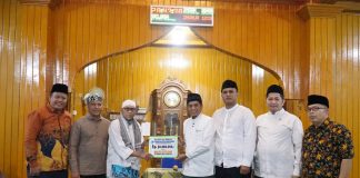 Ketua DPRD Payakumbuh Serahkan Bantuan Hibah untuk Pembangunan Masjid Assa’adah