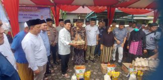 Pj Bupati Aceh Timur Dampingi Wakil Gubernur Aceh dalam Gerakan Pasar Murah