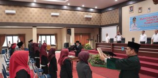 Wali Kota Zulmaeta Lantik dan Pengambilan Sumpah Jabatan 17 Pejabat Fungsional