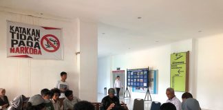 Harga Tiket DAMRI Rute Kendari-Mawasangka Naik, Mahasiswa Gelar Aksi Protes