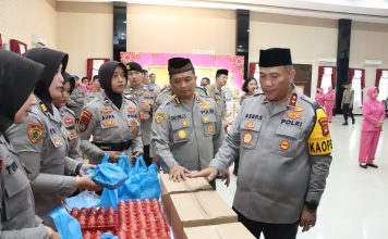 BAZAR RAMADAN POLRI PRESISI 2025: POLDA KEPRI SALURKAN RIBUAN PAKET SEMBAKO