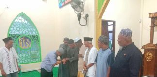 PNS Lanud Raden Sadjad Natuna Berbagi Kebahagiaan dengan Anak Yatim Piatu di Kota Tua Penagi