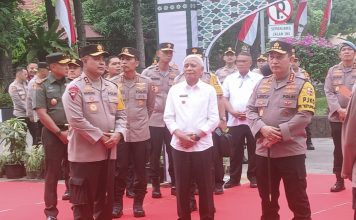 Kunjungan Kerja Kapolri Jendral Listyo Sigit Kemedan Dihadiri Pengobatan Masal Dan Baksos Kepada Masyarakat Medan