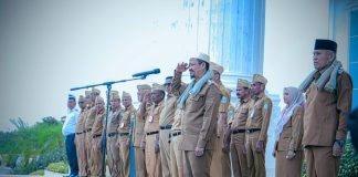 Usai Dilantik, Bupati Buton Tengah Dr. Azhari Pimpin Apel Perdana, Tekankan Pembangunan Berkelanjutan