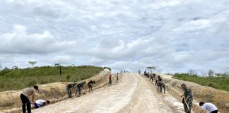 Sinergi TNI-Polri dan Masyarakat, TMMD ke-123 di Natuna Bangun Akses Jalan dan Fasilitas Umum