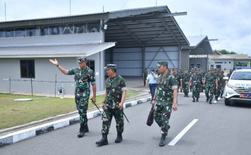 Pangkoopsudnas Tinjau Fasilitas Operasi Penerbangan di Lanud RSA Natuna