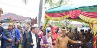 Bagus Santoso Sambut dan Dampingi Walikota Pematang Siantar Ziarah Makam Raja Sang Naualuh Damanik
