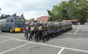 Satuan Brimob Polda Sumut Ikuti Latihan Gabungan Penanganan Unjuk Rasa di Mapolda Sumut