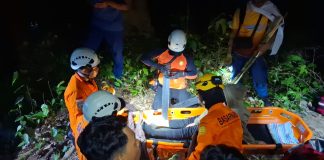 Pendaki Gunung Ranai Cedera, Tim SAR Natuna Lakukan Evakuasi Dramatis di Tengah Gelap dan Medan Terjal
