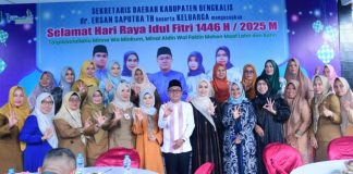 Sekda Bengkalis dan Keluarga Gelar Halal Bi Halal Sekaligus Umumkan Pemenang Lomba Lampu Colok Tahun 2025