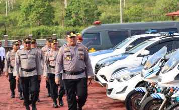AKBP Pahala Martua Nababan, S.H., S.I.K., M.H., Pimpin Apel Gelar Pasukan Pengamanan May Day 2025