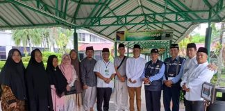Sekda Lingga Dampingi JCH di Asrama Haji Batam, Titip Doa untuk Daerah di Tanah Suci