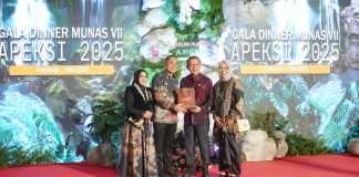 Didampingi Ketua TP.PKK, Wali Kota Payakumbuh Hadiri Gala Dinner Munas Apeksi ke-VII di Surabaya