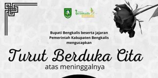 Bupati Kasmarni Sampaikan Belasungkawa Atas Wafatnya H. Tengku Azmun Jaafar, Mantan Bupati Pelalawan dan Tokoh Senior Riau