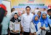 Jalankan Program Urban Farming, Rico Waas Serahkan Mandat Kepada Koordinator Kecamatan Tani Merdeka Indonesia