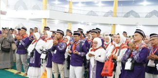 Bupati Bengkalis Lepas 167 Jamaah Calon Haji Kloter 12 Menuju Embarkasi Batam