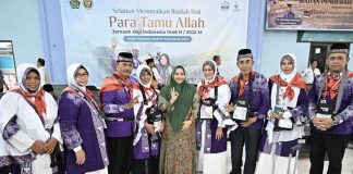 Bupati Bengkalis Lepas Keberangkatan JCH Kabupaten Bengkalis Kloter 13 Embarkasi Batam