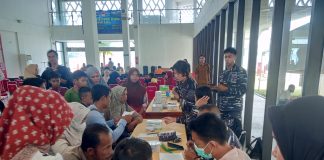 Lanal Ranai Lanjutkan Bakti Sosial dan Bakti Kesehatan di Pulau Serasan