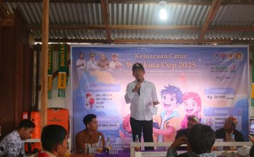 Zulmaeta Buka Secara Resmi Kejuaraan Catur Wali Kota Cup 2025 di Lamak Resto