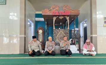 Kapolres Natuna Eratkan Silaturahmi Lewat Jum’at Curhat Kamtibmas di Masjid Al-Jamik