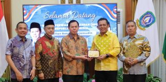 Jamuan Hangat di Tepi Laut, Gubernur Ansar dan Ketua DPD RI Bahas Potensi Strategis Kepri