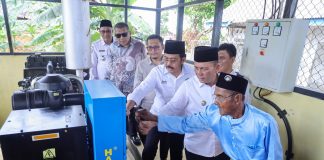 Gubernur Ansar Resmikan Listrik Pulau Bahan, Terangi 127 Rumah di Ujung Karimun