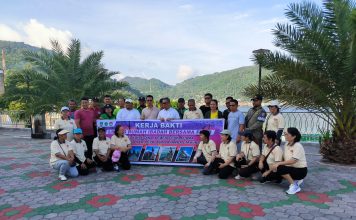 Didampingi Wagub Nyanyang, Bupati Aneng Goro Bersama di Masjid Agung Baitul Makmur Anambas
