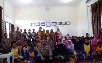 Sambut Hari Bhayangkara ke-79, Polres Natuna Gelar Bakti Sosial di SLB Negeri Natuna