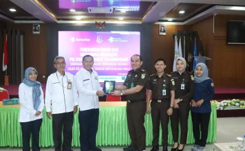 Kajati Kepri Peroleh Penghargaan dari BNN RI atas Peran Serta Pemberantasan Narkoba di Kepulaun Riau