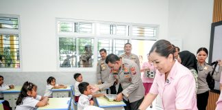 Dukung Program Makan Bergizi Gratis, Kapolda Sumut Hadiri Operasional SPPG dan Salurkan Menu Sehat ke SD Kemala Bhayangkari I Medan