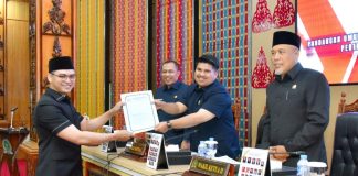 Fraksi-Fraksi DPRD Sampaikan Pandangan Umum terhadap Ranperda Pertanggungjawaban Pelaksanaan APBD 2024