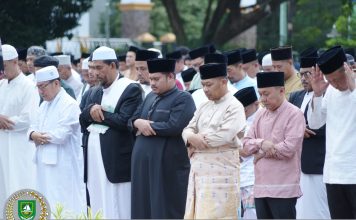 Ketua DPRD Bengkalis Ikuti Shalat Idul Adha bersama Ribuan Masyarakat