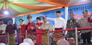 Hadiri Pelepasan Pawai Takbir Idul Adha 1446 H, Waka II: DPRD Dukung Penuh Tradisi Keagamaan di Kab. Bengkalis