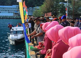 Peringati Hari Bhayangkara Ke-79, Polres Anambas Gelar Upacara Tabur Bunga