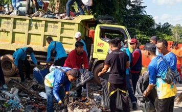 PPPK Sekretariat DPRD Kota Batam Turun ke Lapangan Dukung Program “Batam Bersih dan Bebas Banjir”