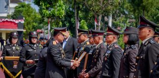 Polda Sumut Berikan Penghargaan Kepada 56 Personel Berprestasi, Meriahkan HUT Bhayangkara ke-79