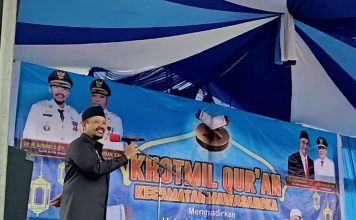 Hadiri Khotmil Qur’an di Mawasangka, Azhari Sampaikan Capaian Dalam 100 Hari Kerja Sebagai Bupati