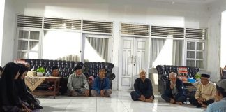 Program “Buton Tengah Cerdas”, Bupati Buton Tengah Lepas 15 Santri Ponpes Al-Munawwarah ke Jawa Barat