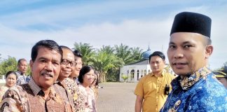 30 ASN Masa Purna Bhakti di Pemkab Simalungun Terima Tali Asih Korpri, Wakil Bupati: “Terima kasih telah menjadi ASN Berintegritas, Profesional dan Berakhlak”