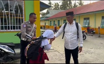 Kebijakan Humanis Kapolres Lingga: Izinkan Personel Antar Anak di Hari Pertama Sekolah