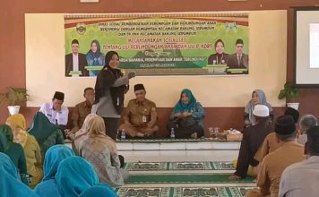 Dinsos PPA Bekerjasama dengan UPTD Gelar Sosialisasi di SMA Negeri 3 Senayang