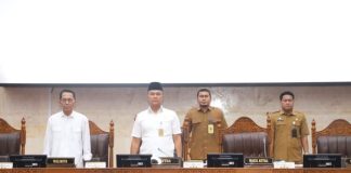 DPRD Kota Batam Gelar Rapat Paripurna Tiga Agenda, Pansus Pendidikan Dasar Diberi Tambahan Waktu 30 Hari