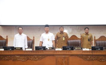 DPRD Kota Batam Gelar Rapat Paripurna Tiga Agenda, Pansus Pendidikan Dasar Diberi Tambahan Waktu 30 Hari