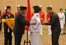 Gubernur Ansar Ahmad Kukuhkan 33 Anggota Paskibraka Kepri 2025