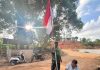Merah Putih Berkibar di Nongsa, Satgas TMMD Kodim 0316/Batam dan Warga Sambau IV Kibarkan Semangat Nasionalisme