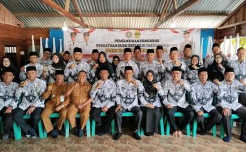Hadir di Acara Pengukuhan PGRI Lingga 2025–2030, Ini Pesan Penting Sekda H. Armia