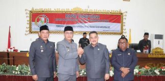 Rapat Paripurna Dengan Agenda Pembicaraan Tingkat II atas Raperda Perubahan APBD