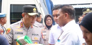 Dukung Stabilitas Harga, Kapolda Kepri Tinjau Gerakan Pangan Murah di Pasar Botania 2