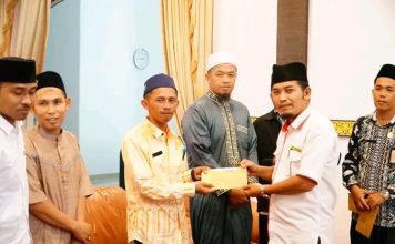 Ngopi Bersama Muballigh, Pemkab Lingga Salurkan Honorarium Tausiyah Ramadhan
